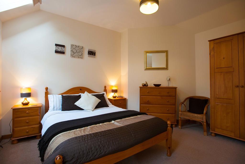 Glenernan Self Catering Cottages 巴拉特 外观 照片