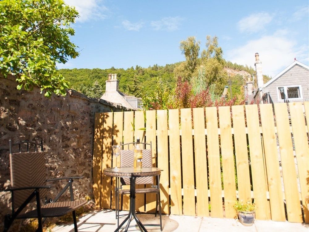 Glenernan Self Catering Cottages 巴拉特 外观 照片